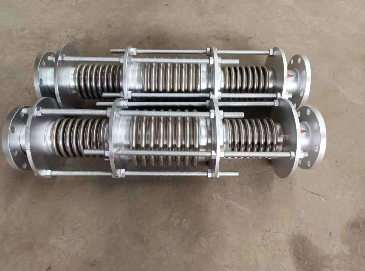 压力平衡补偿器